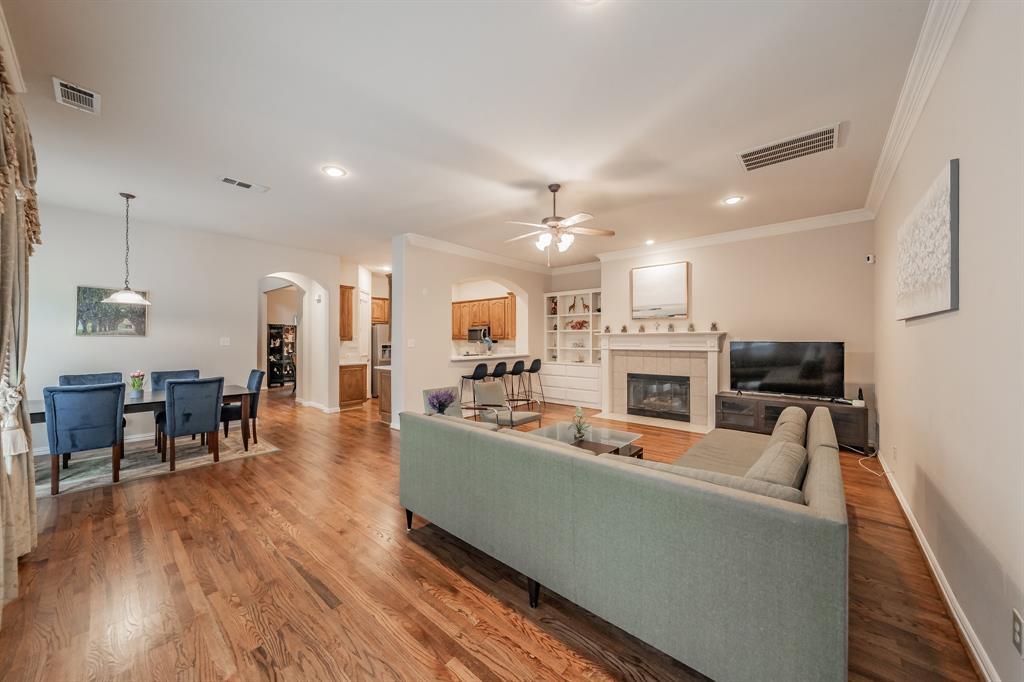 3321 Kendall Lane