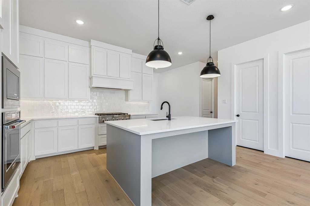 Painted Tree Lakeside South 50s - Residential