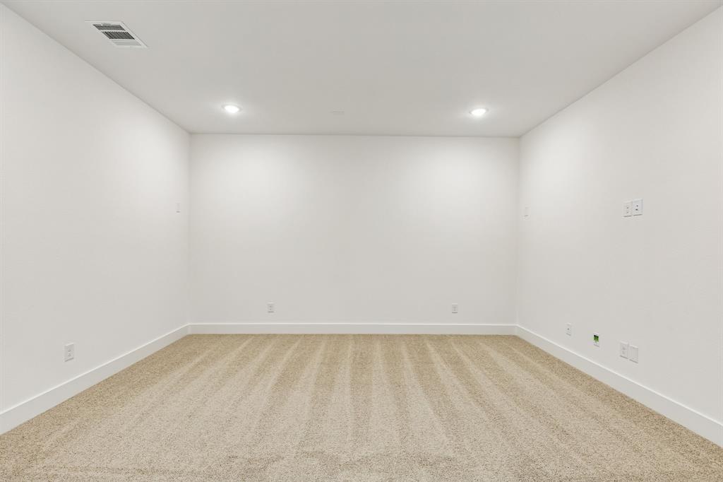 Painted Tree Lakeside South 50s - Residential