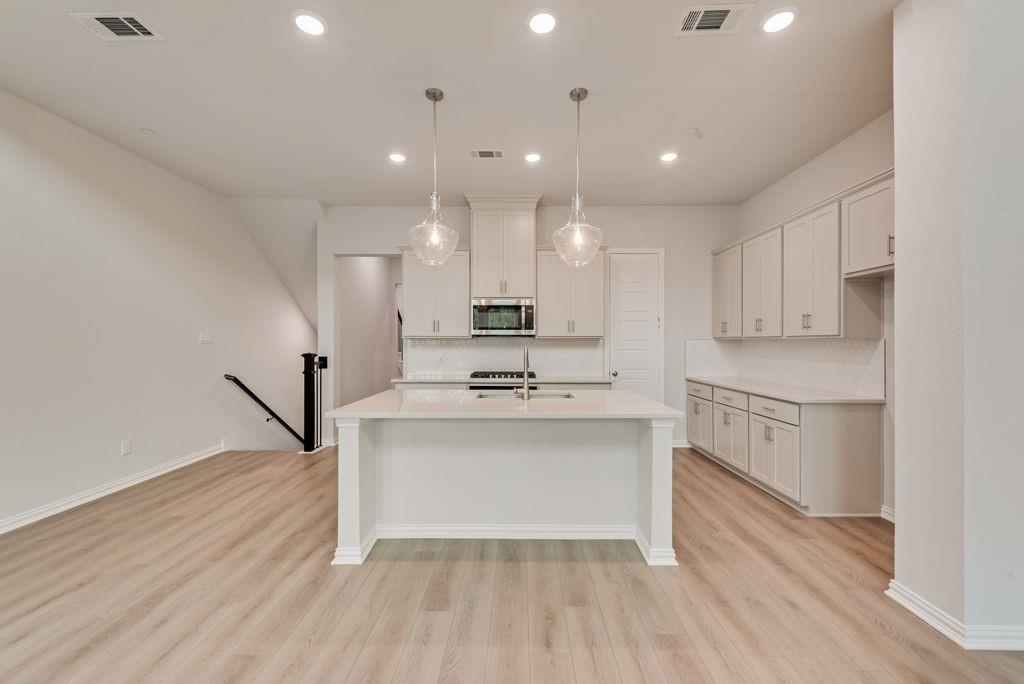 8095 Challenger Lane