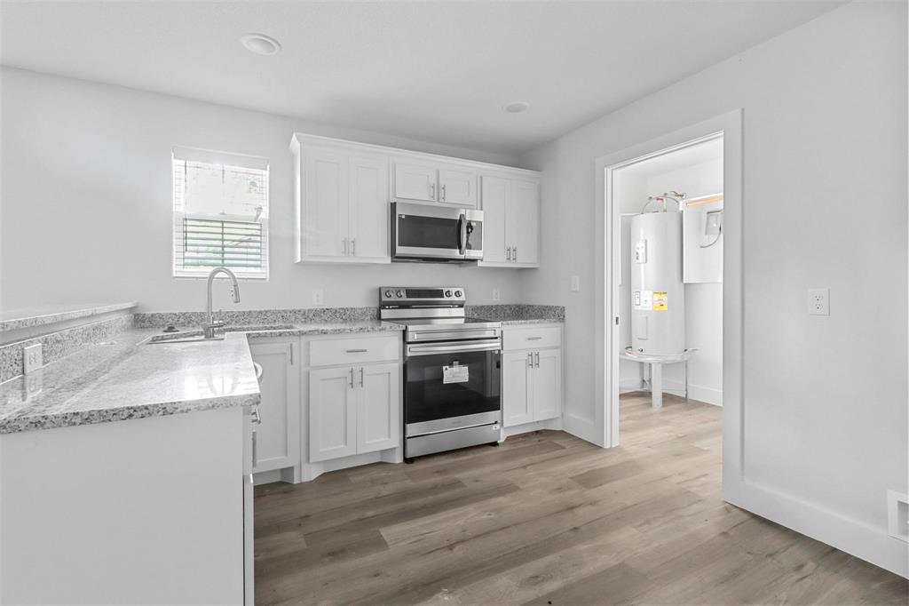 FOOTPRINT RESIDENTIAL - Residential Lease