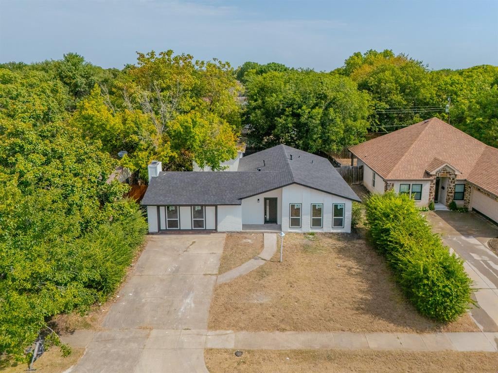 821 Lexington Drive