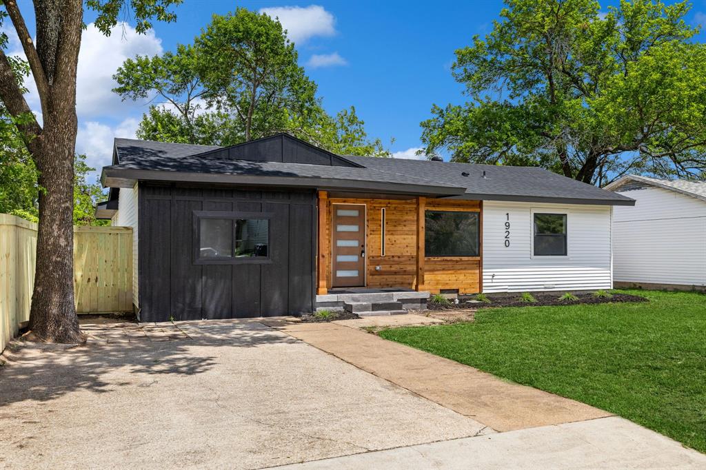 1920 English Street