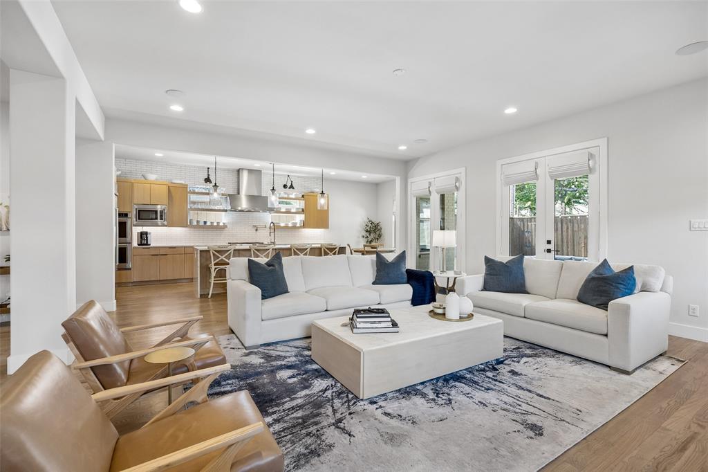 5923 Anita Street
