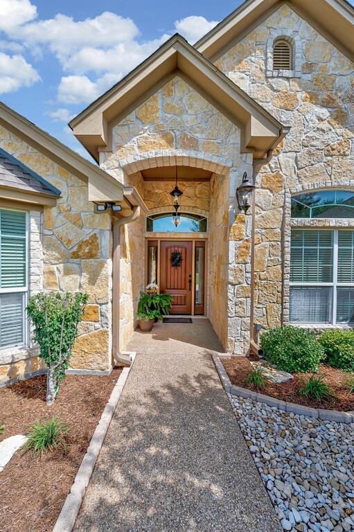 1008 Crystal Haven Court