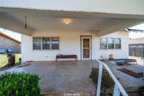 A home in Rotan