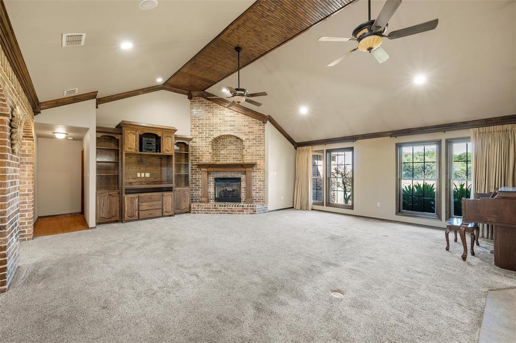 Wolf Country - Residential