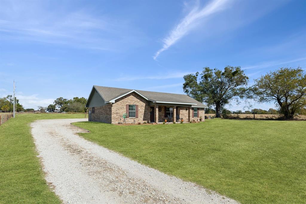 2068 W US Highway 69