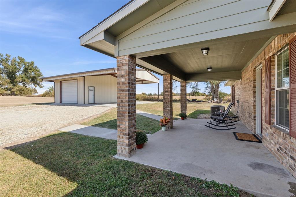 2068 W US Highway 69