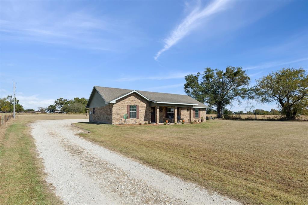 2068 W US Highway 69