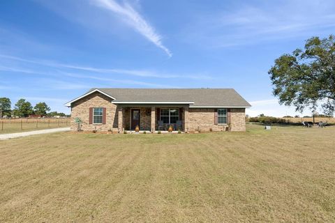 2068 W US Highway 69 Emory TX 75440