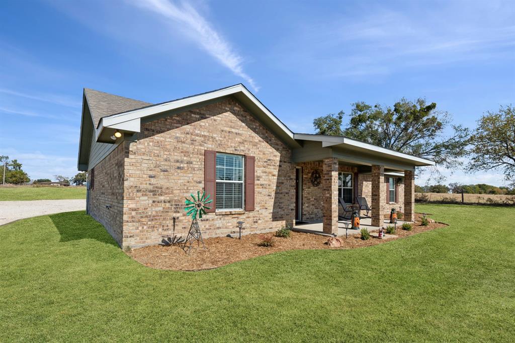 2068 W US Highway 69