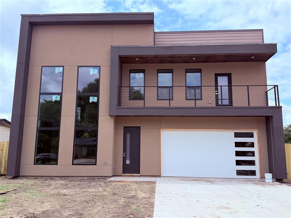 2506 Gross Road