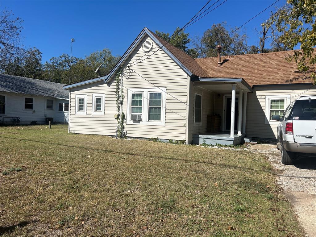 835 W Vanderbilt Street