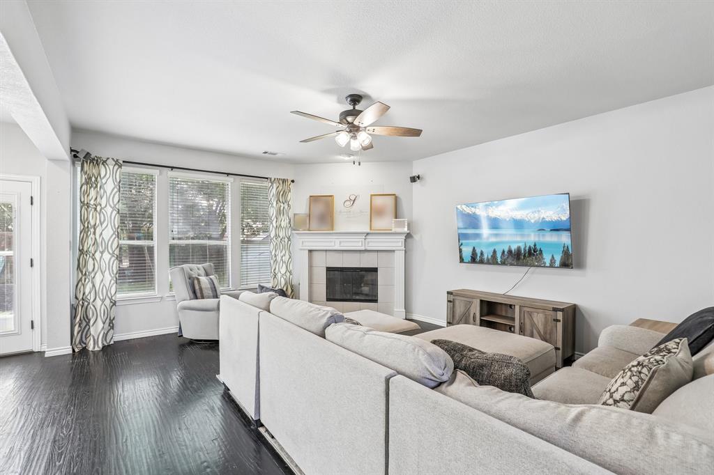 1421 Stone Bend Lane