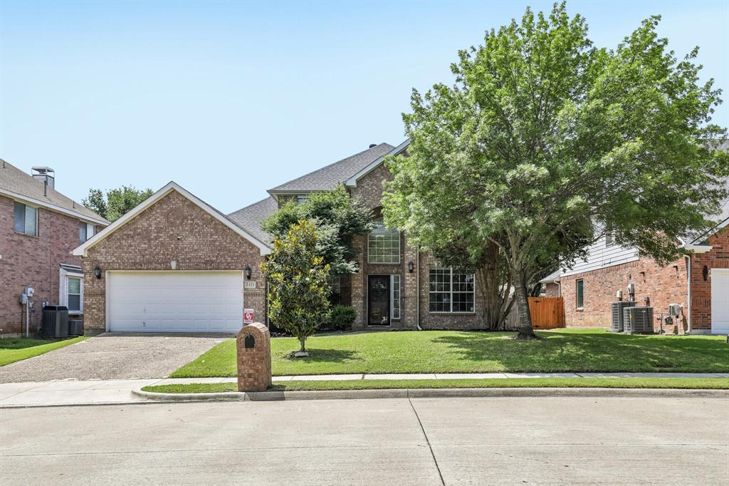 1421 Stone Bend Lane