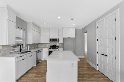 Photo of 1510 S Lindsay St, Gainesville, TX 76240 (MLS # 21378395)