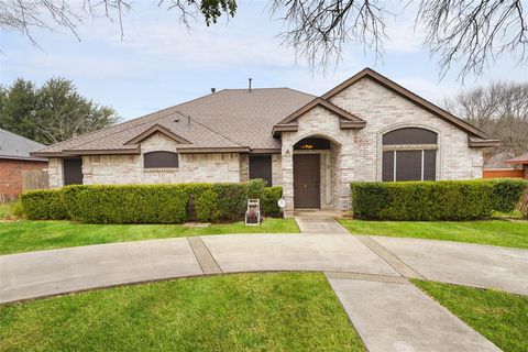 801 S Parks Drive DeSoto TX 75115