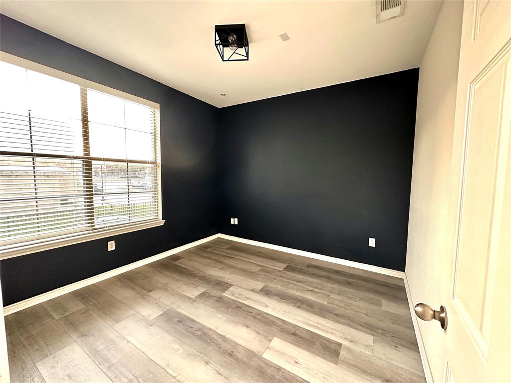 Lake Park Estates Ph I - Residential Lease