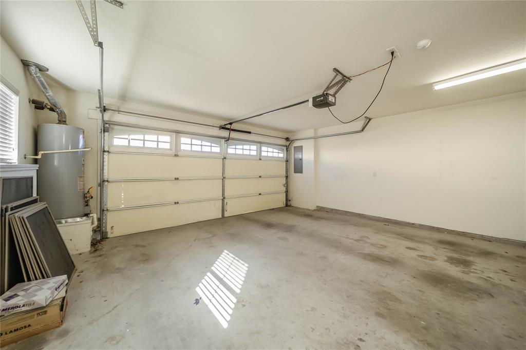 Lake Park Estates Ph I - Residential Lease