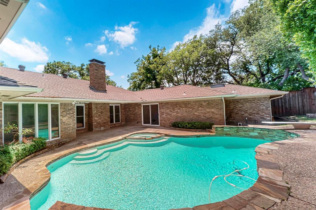 2819 Quail Ridge Drive