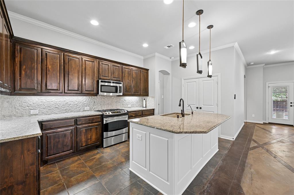 6918 Belteau Lane