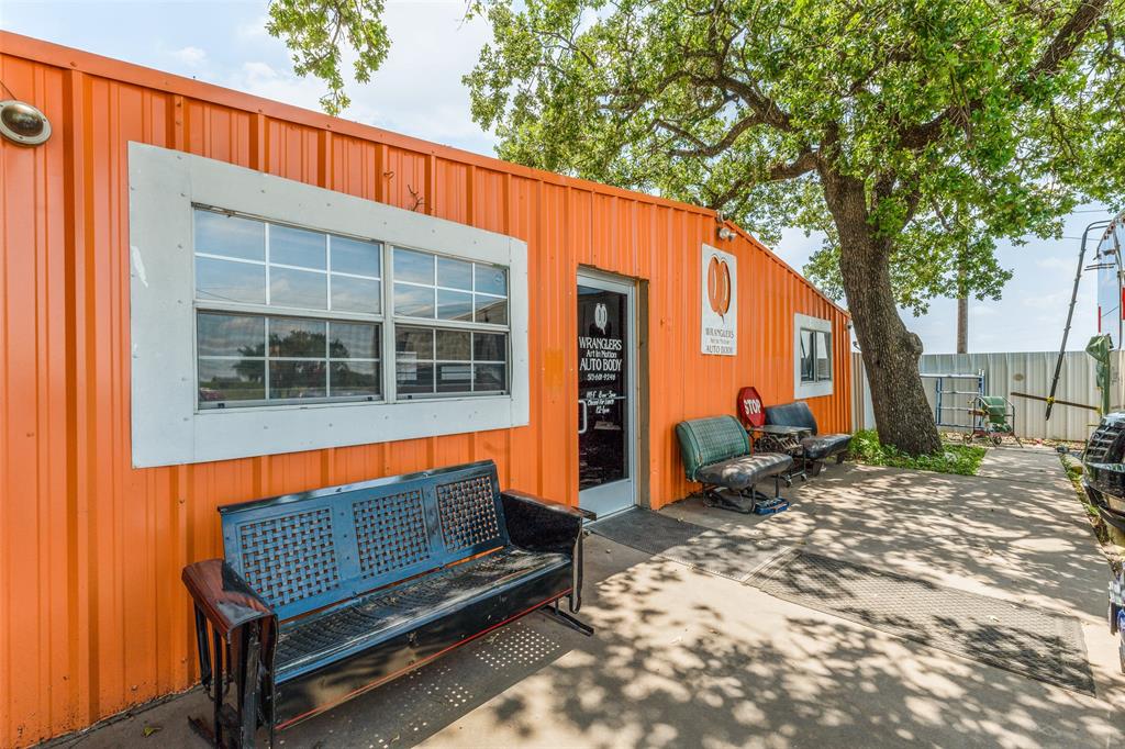 4041 Acton Highway