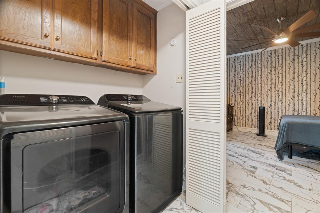 Reflection Bay Condo On Lake Arl - Residential