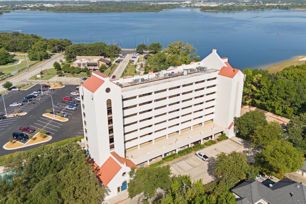 Reflection Bay Condo On Lake Arl - Residential