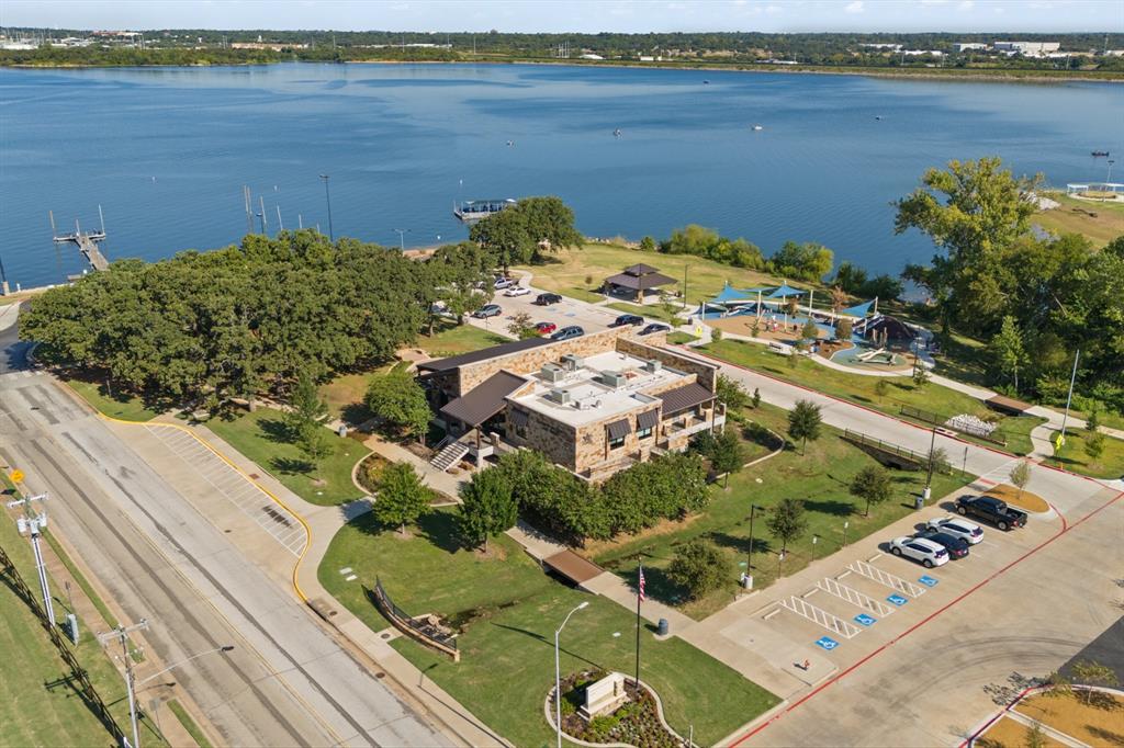 Reflection Bay Condo On Lake Arl - Residential