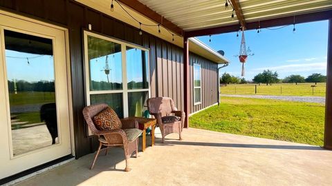 A home in Mexia