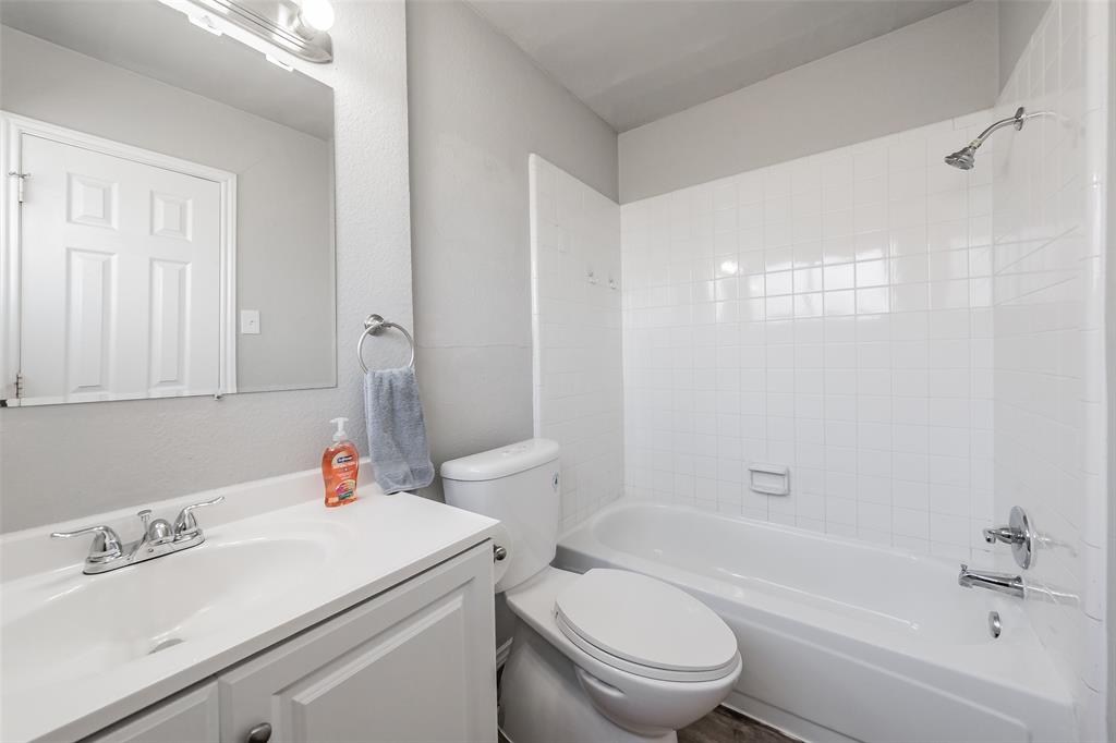 Huntington Village Add - Residential