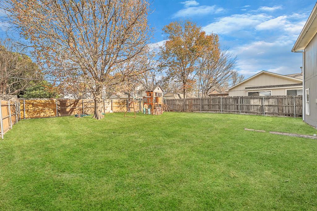 Huntington Village Add - Residential