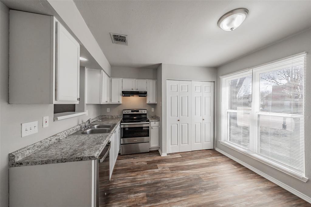 Huntington Village Add - Residential