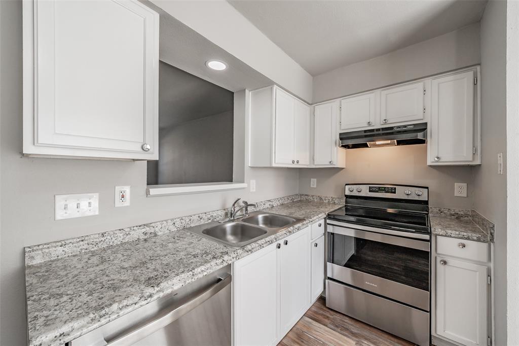 Huntington Village Add - Residential