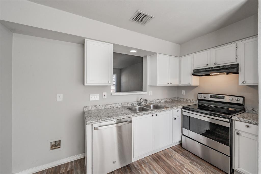 Huntington Village Add - Residential