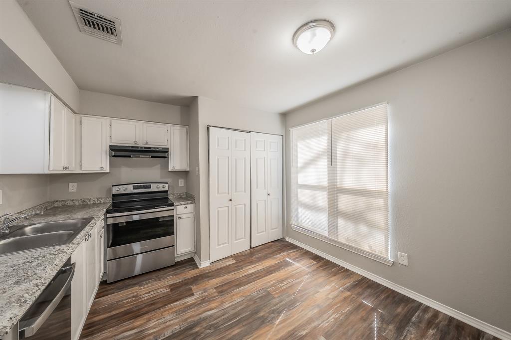 Huntington Village Add - Residential