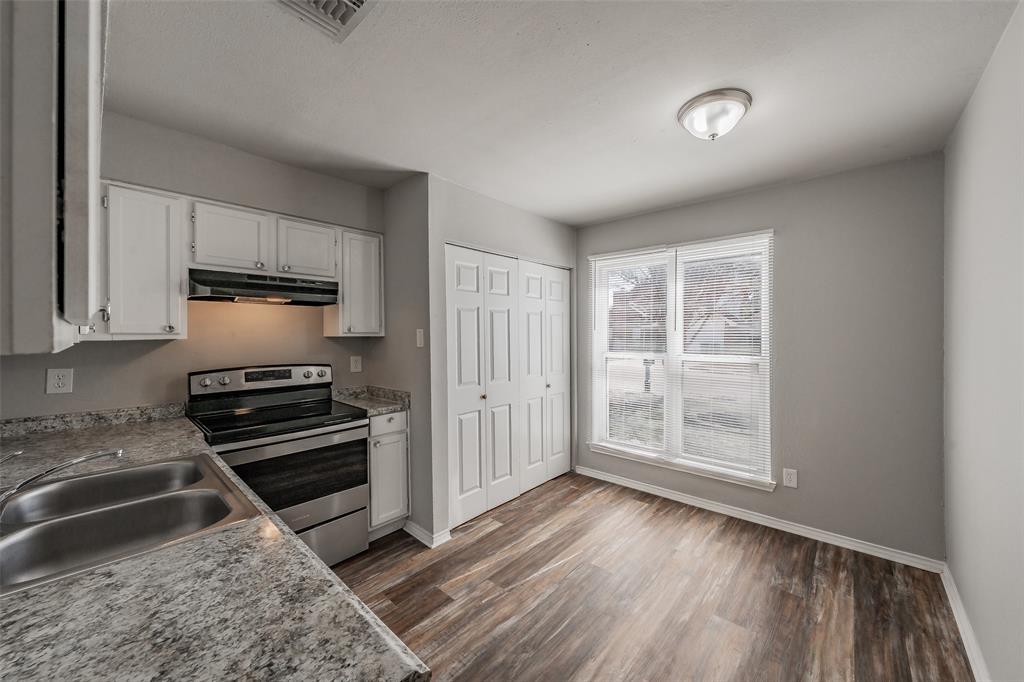 Huntington Village Add - Residential