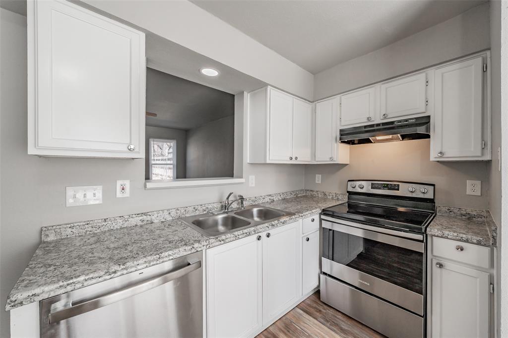 Huntington Village Add - Residential