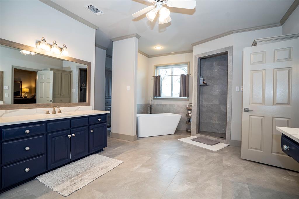 A0736 - M MC DONALD - Farm