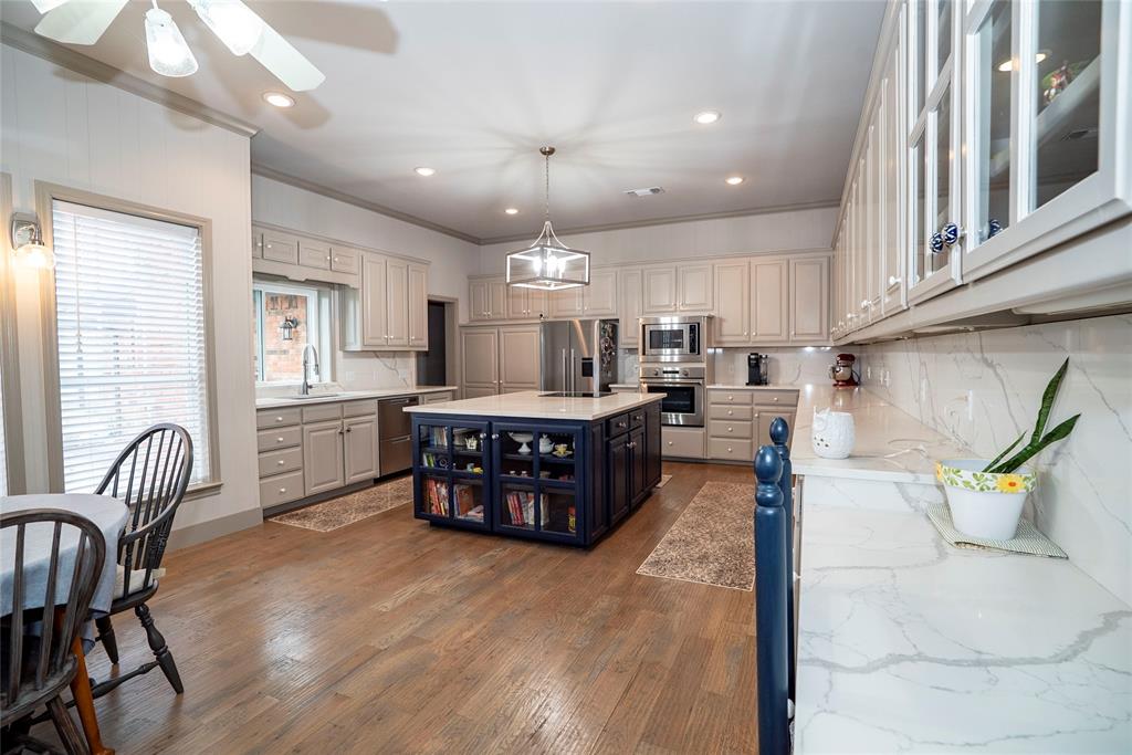 A0736 - M MC DONALD - Farm