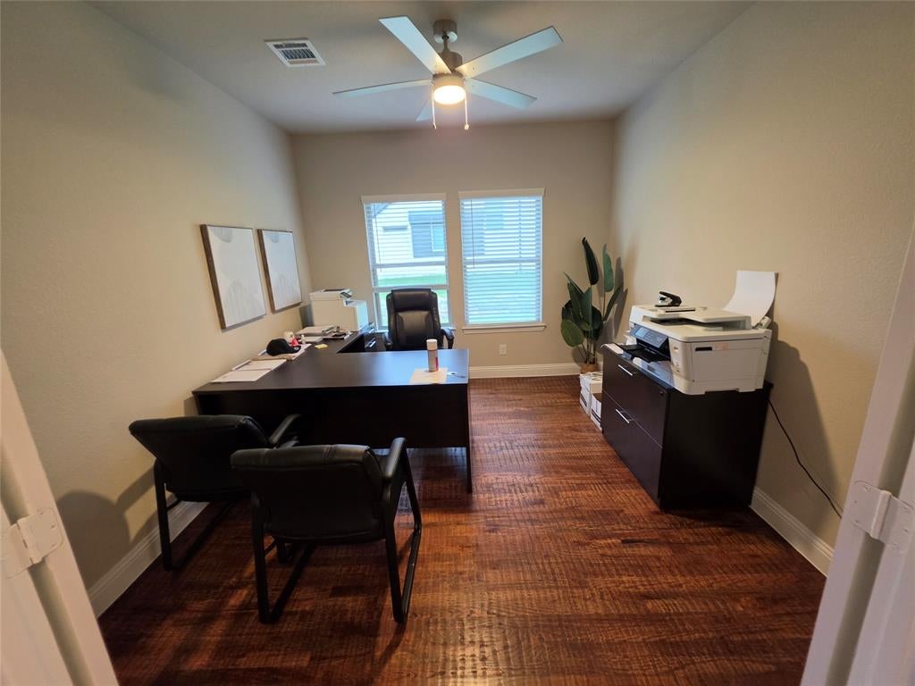 232 Redwood Circle