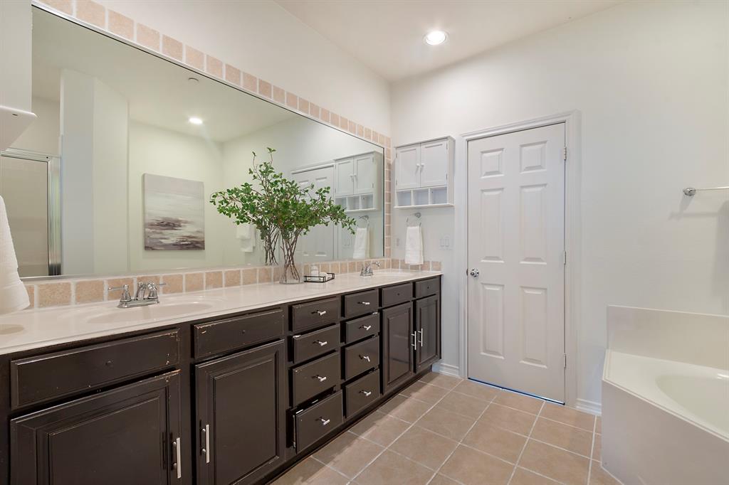 Charleston Square - Residential