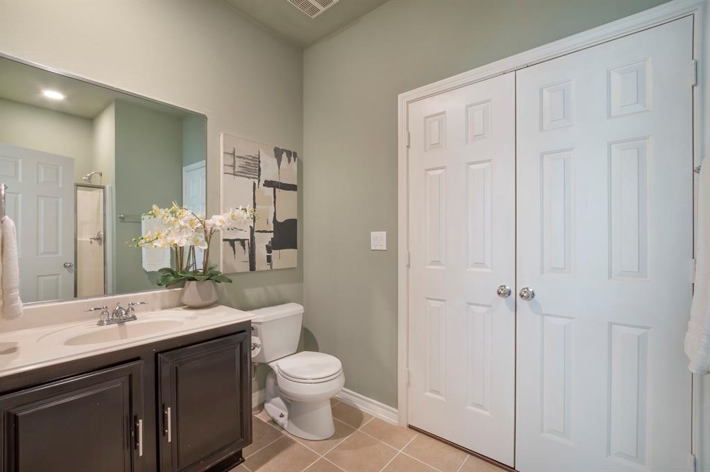 Charleston Square - Residential