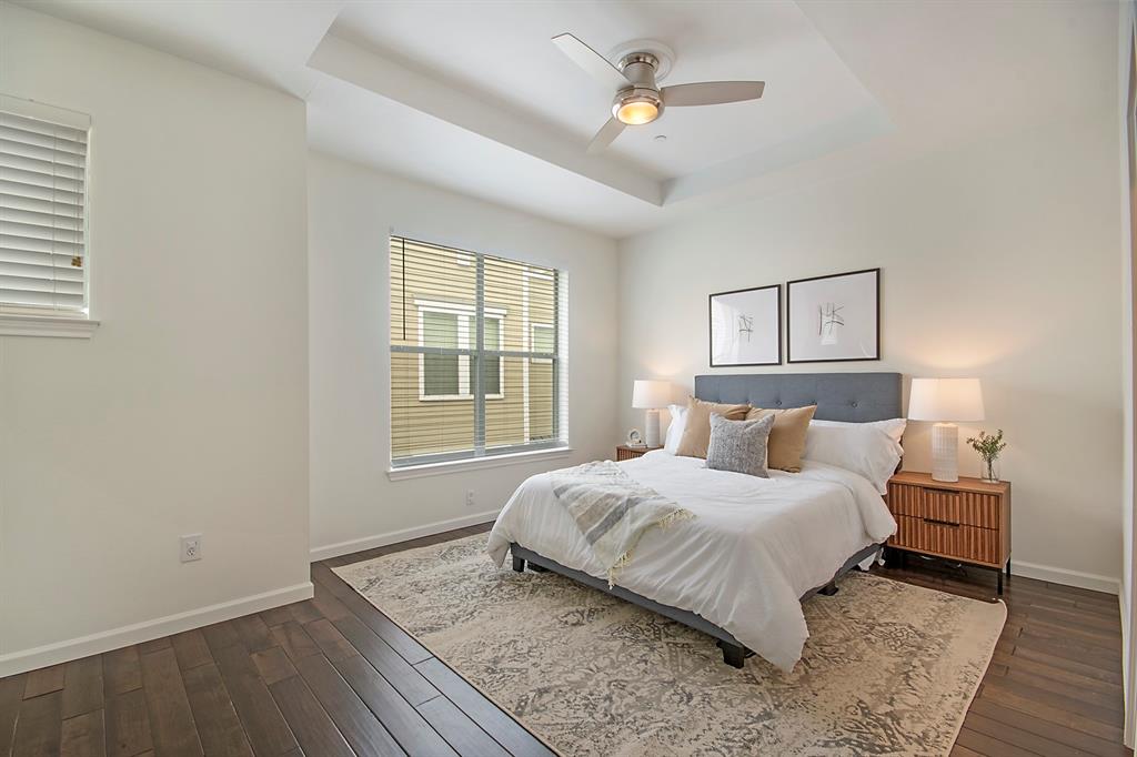 Charleston Square - Residential