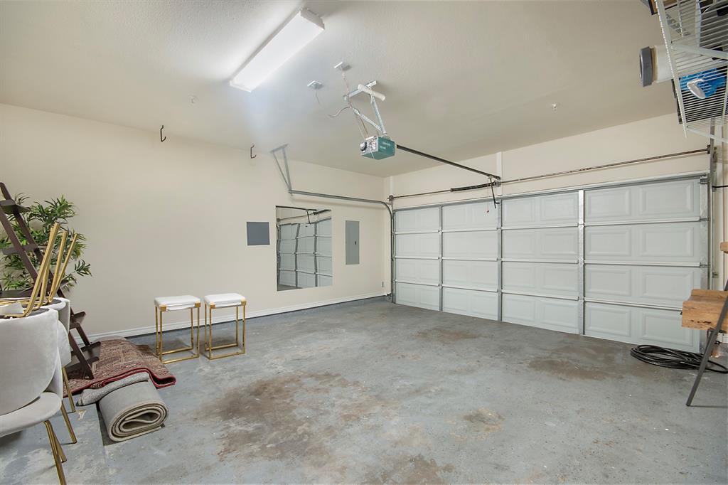 Charleston Square - Residential