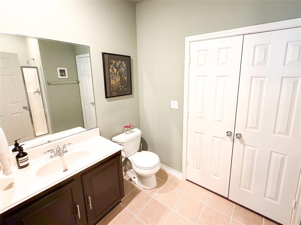 4121 Mckinney 30