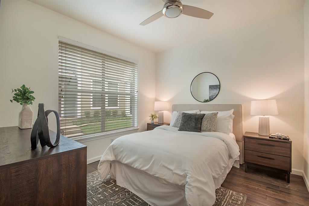 Charleston Square - Residential