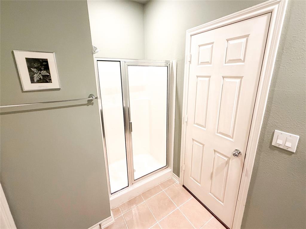 4121 Mckinney 30