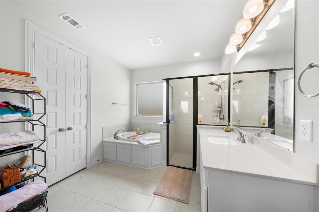 The Grove Ph 1 - Residential